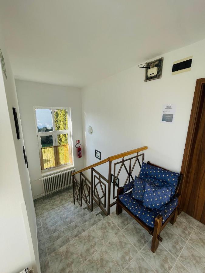 Gabi Haz Apartmanok*** Hajdúszoboszló Exteriör bild